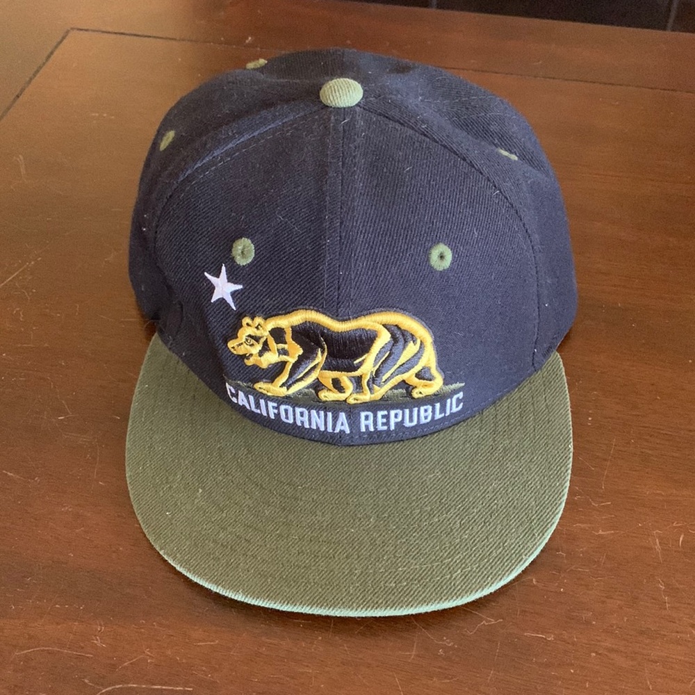California Republic snap back baseball cap.